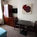 William\'S Hillsborough Apartments