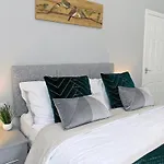 Cammell Staycation- Corporate & Executive Stays