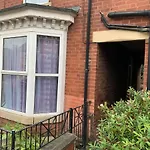 The Skipton Villa - The Hideaway