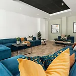 Neat And Homey Apartments In Sheffield - Sk