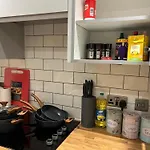 New Peaceful Luxury Home With Free Parkingwifi Sheffield