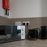 2Br City Centre Apt, Self Check In, Wifi, By Derbnb