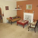 Barnfield House