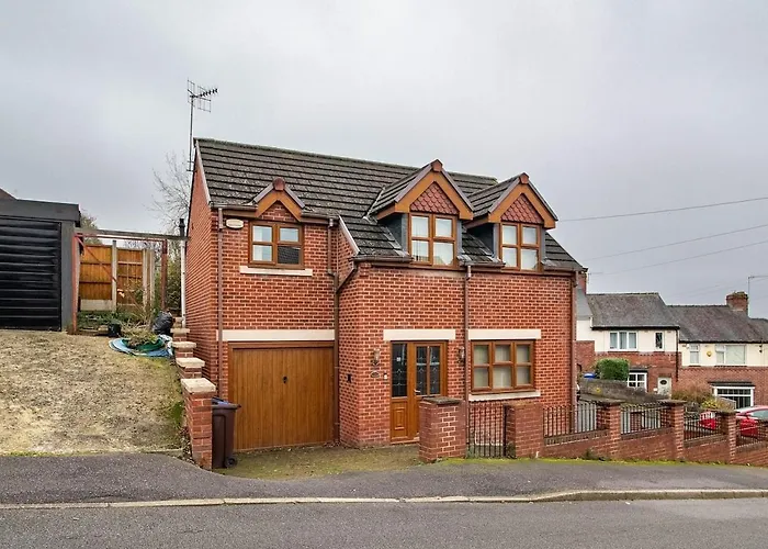 Exclusive 3-Bedroom Villa In Sheffield