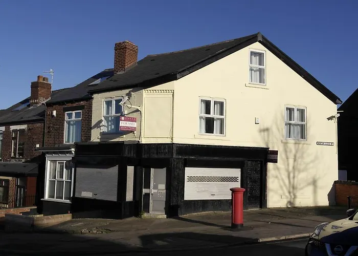 55A Derbyshire Lane