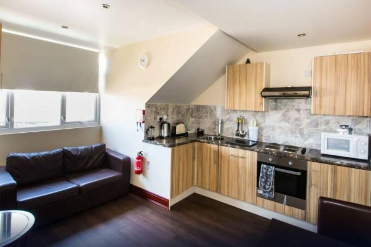 William's Hillsborough 3*