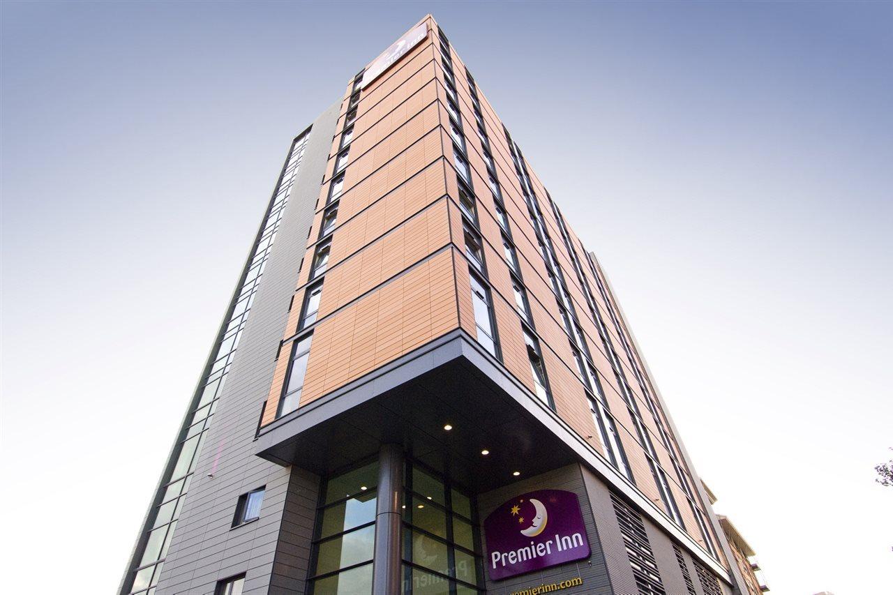 Premier Centre 3* Sheffield