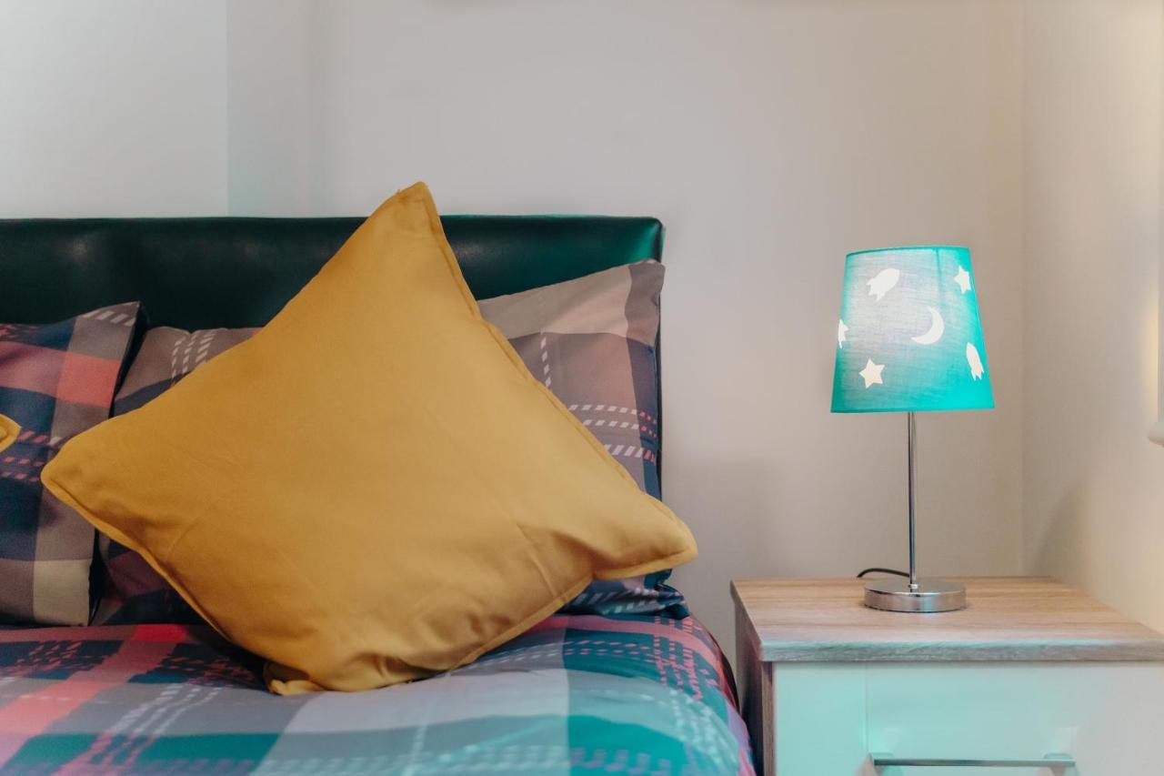 Spacesavers Apartment
