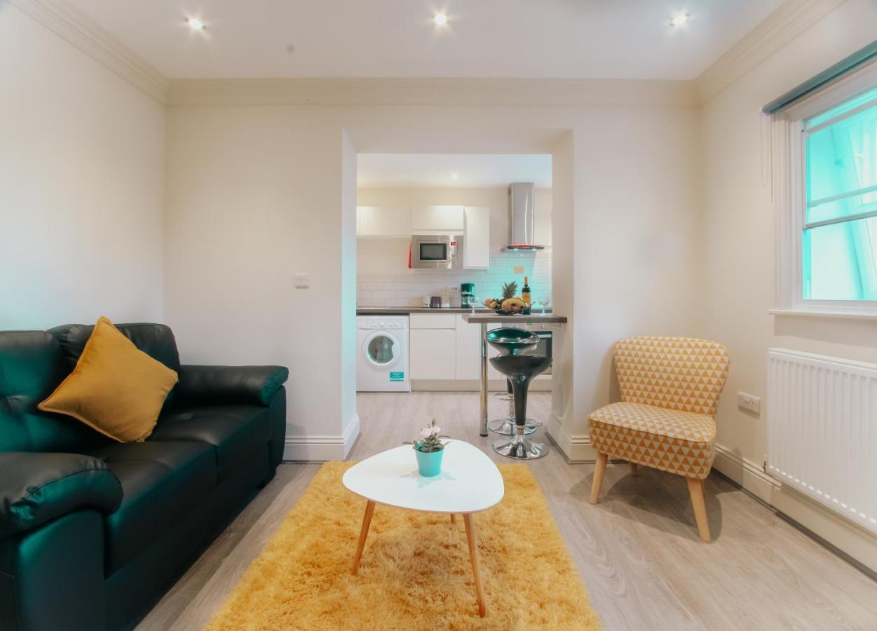 Spacesavers Apartment