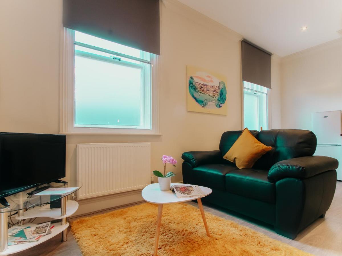Spacesavers Apartment