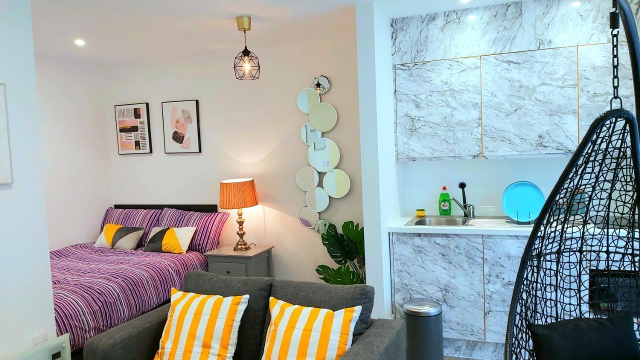 Lovely Centre - Netflix, Wifi, Digital Tv Apartment Sheffield