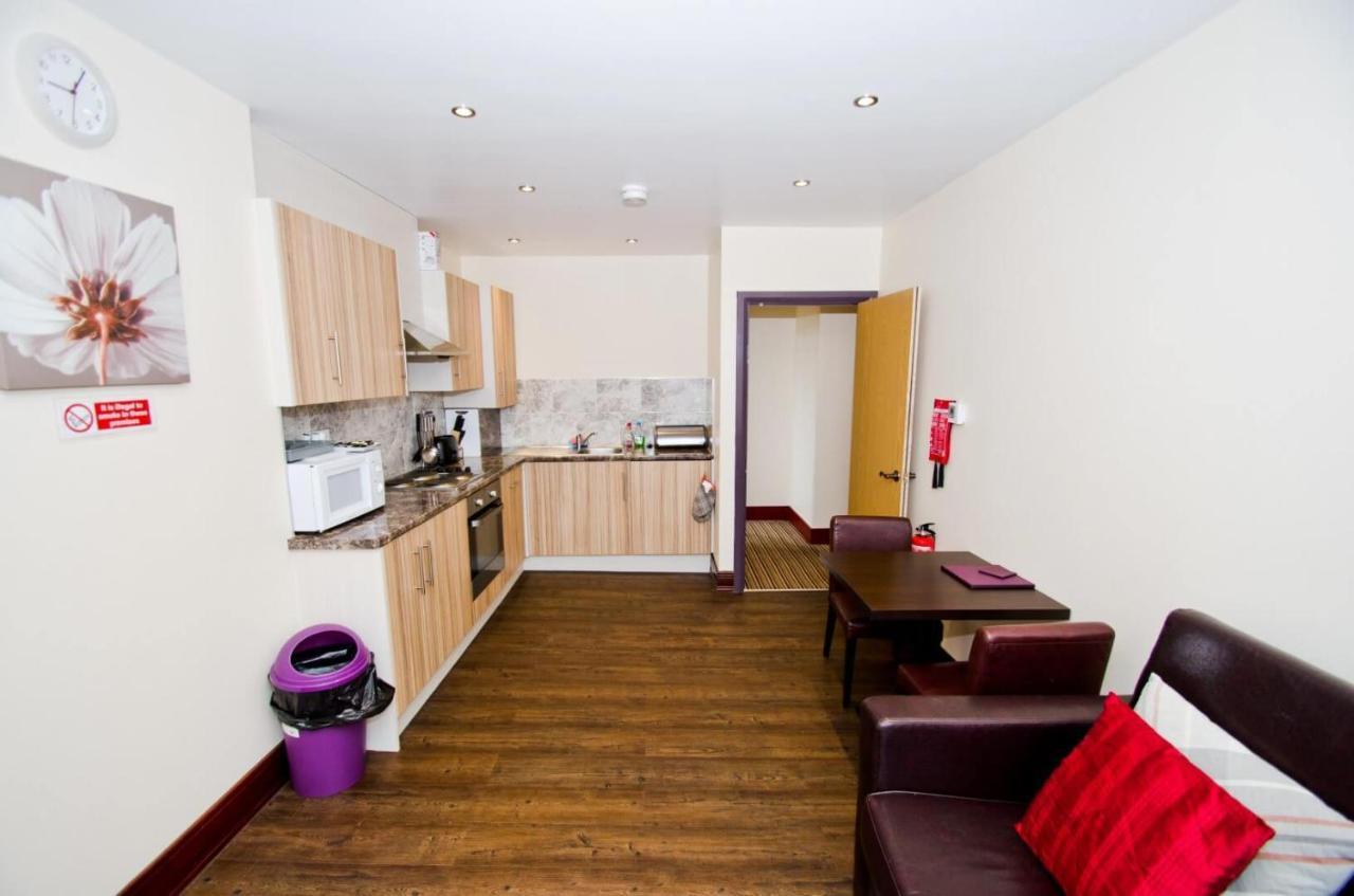 William's Hillsborough 3*