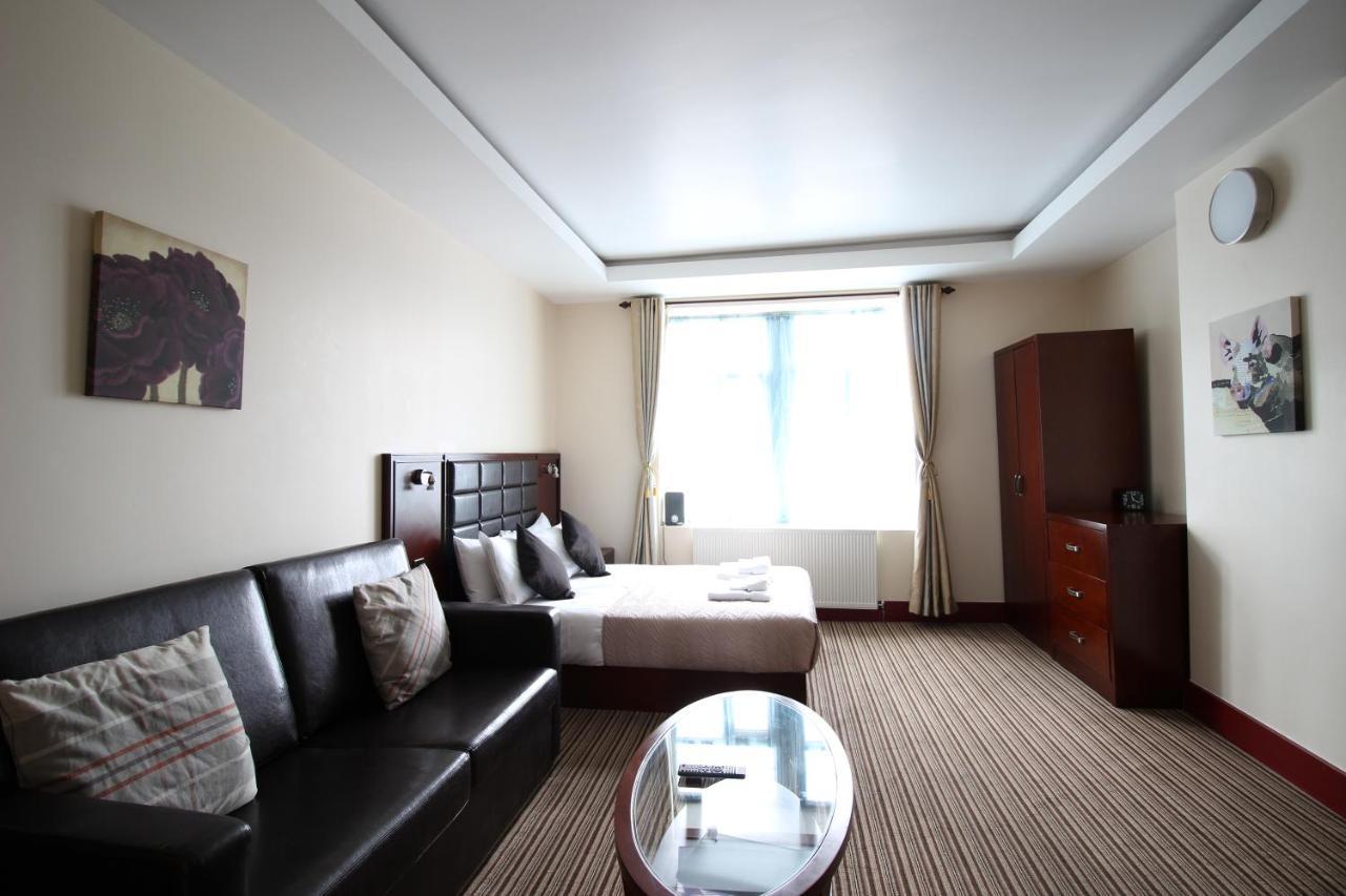 William's Hillsborough Hotel