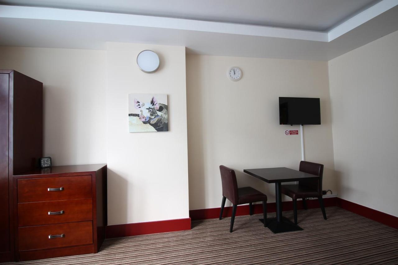 William's Hillsborough Hotel