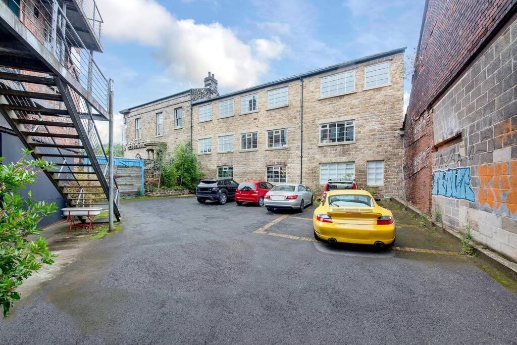 Lovely 1 Bed Sleeps 4 Apartment *