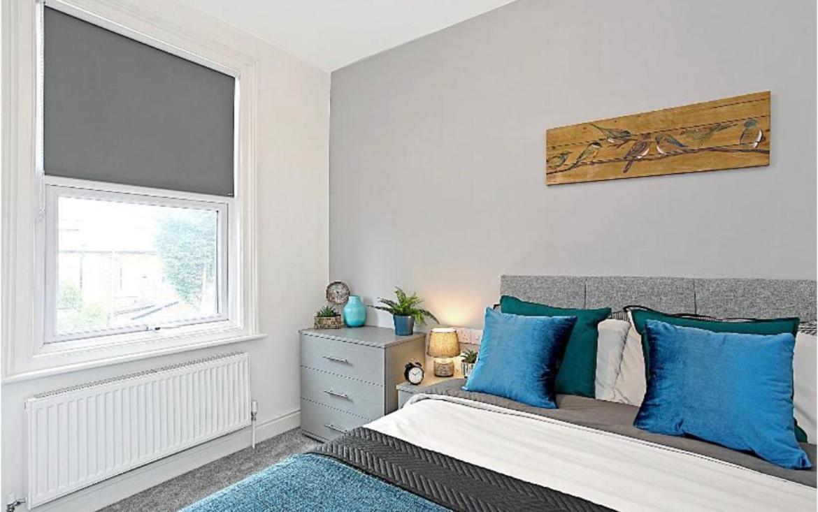 Cammell Staycation- Corporate & Executive Stays Guest house *