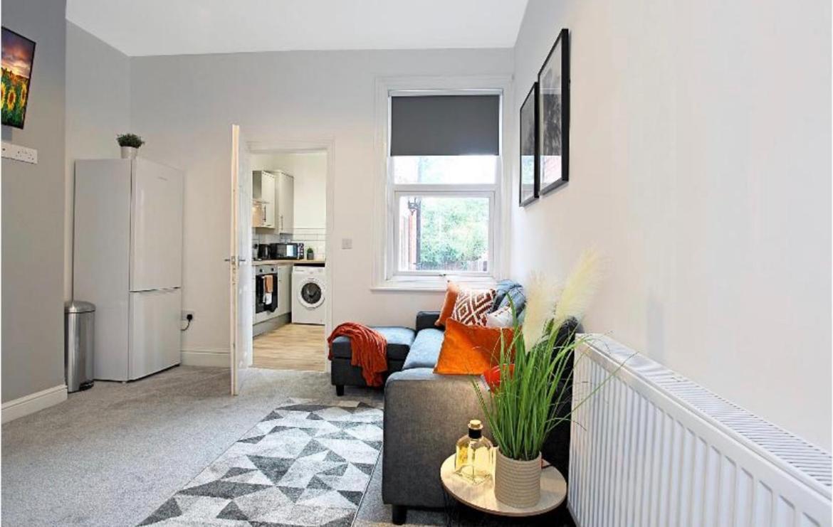 Cammell Staycation- Corporate & Executive Stays Guest house Sheffield