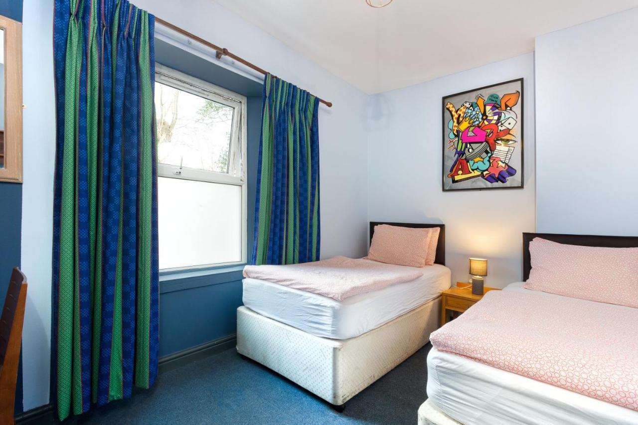 Russell Scott Backpackers - Hostel