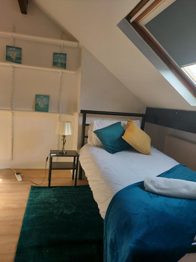 Hilltop Place Flat Above 250 Apartment Sheffield