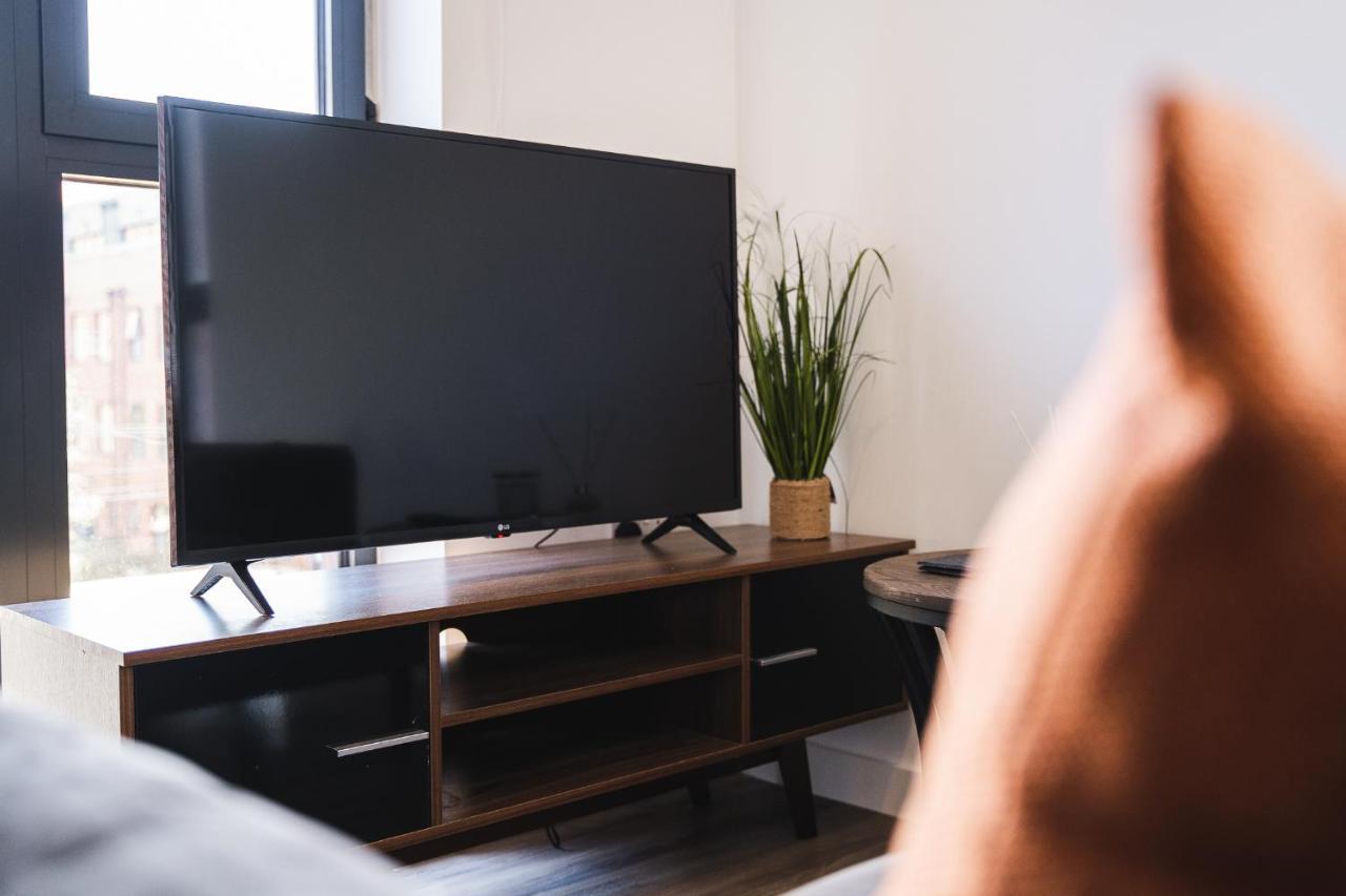 - New - Free Wi-fi - Centre * Sheffield
