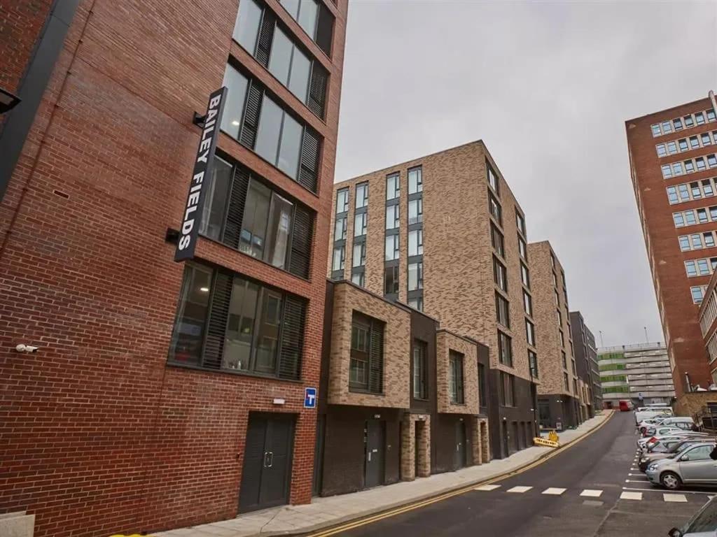 Comfy Private Bedrooms, Studios And Apartments At Bailey Fields In Sheffield *