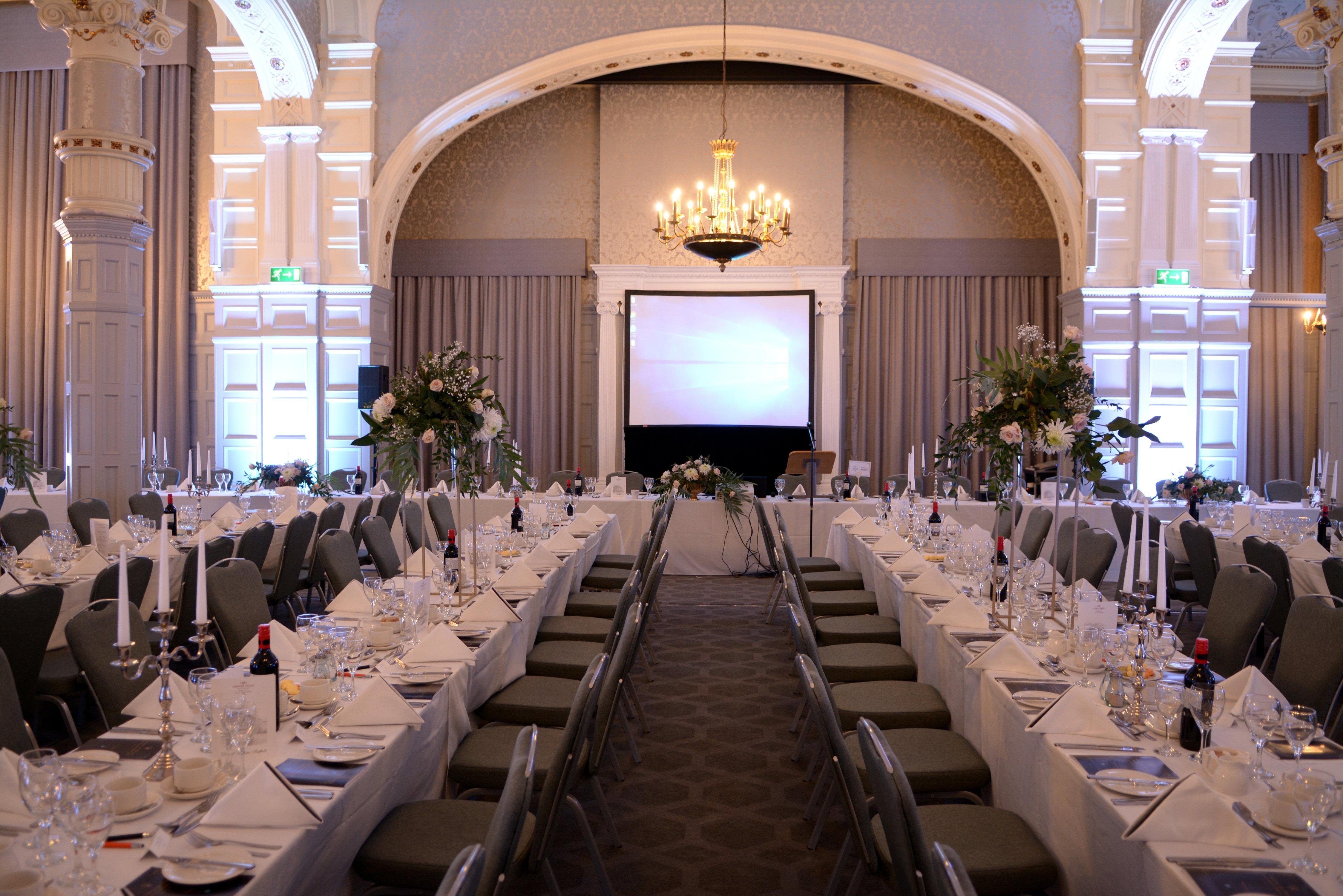 Hotel Crowne Plaza - By Ihg 4*