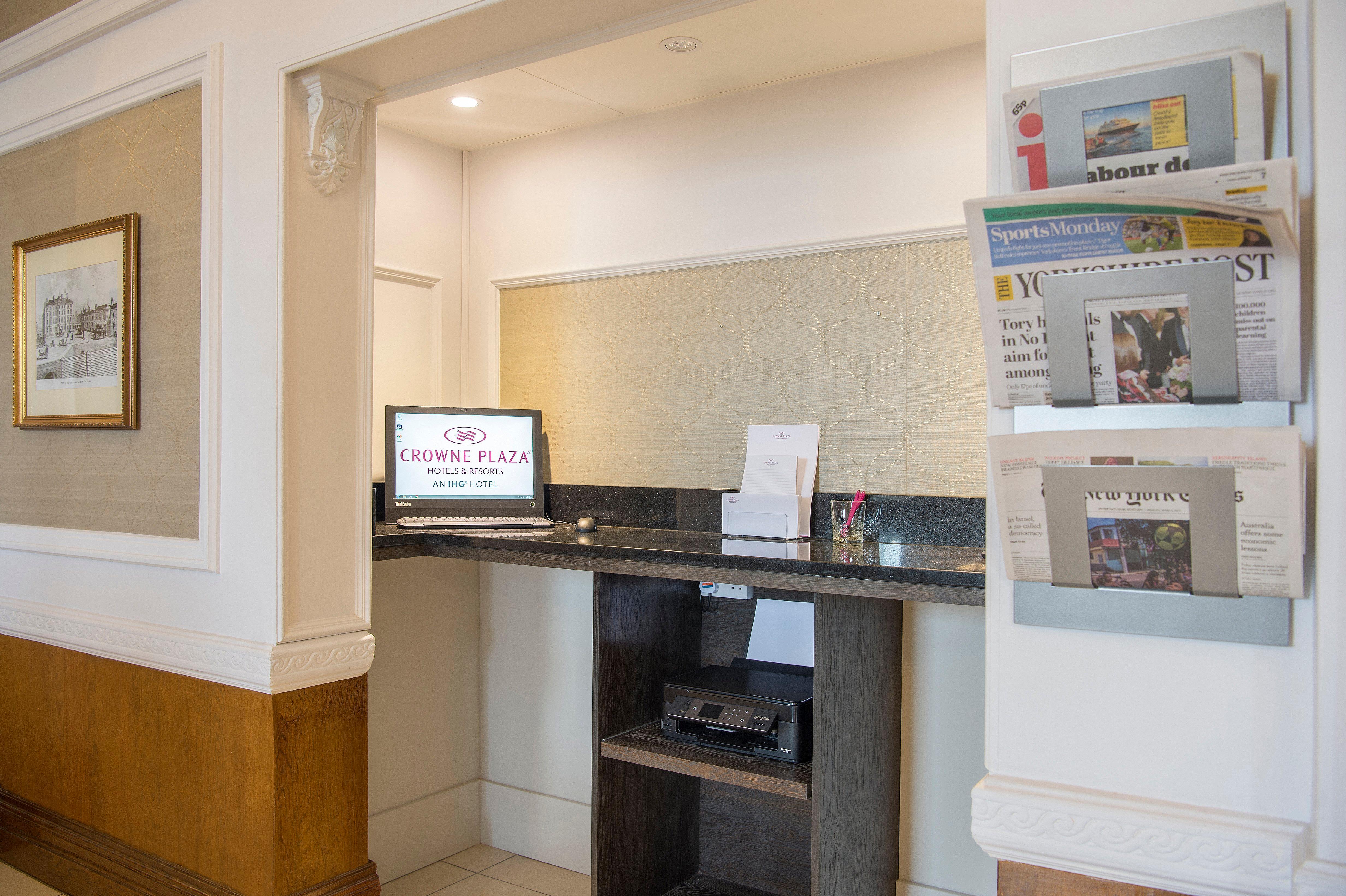 Crowne Plaza - By Ihg 4*