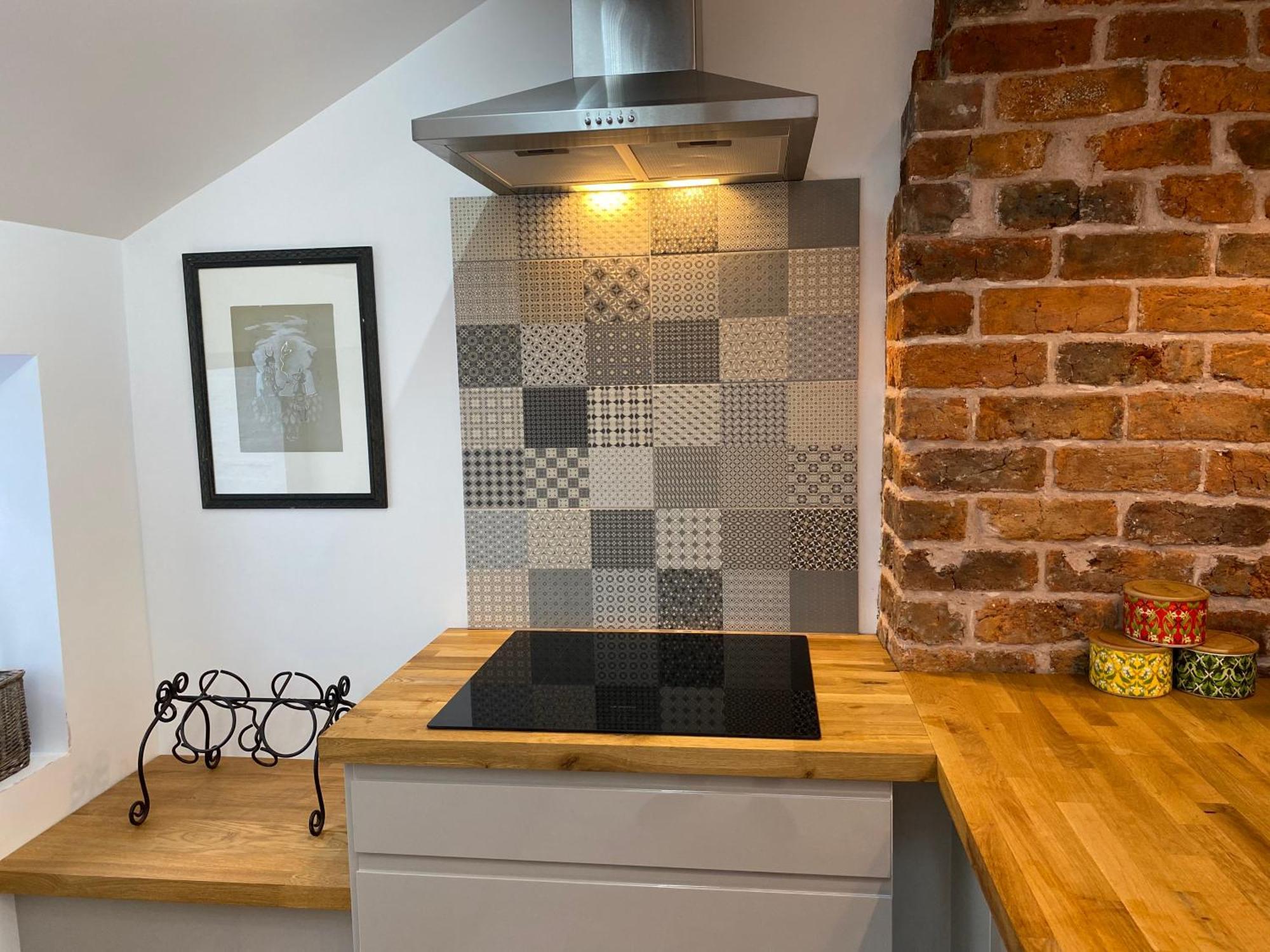 Stylish 3 Bedroom In Historic Centre Building