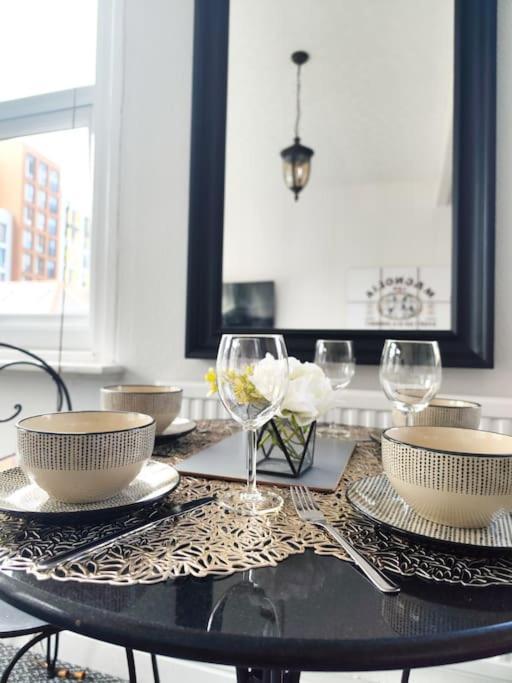 Apartment Elite Living - Centre Accommodates Up To 5