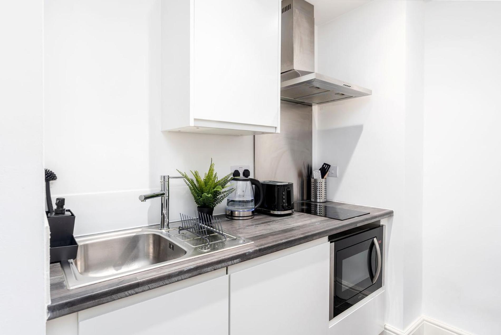 Exclusive One Bedroom - Centre - Free Wi-fi Netflix *