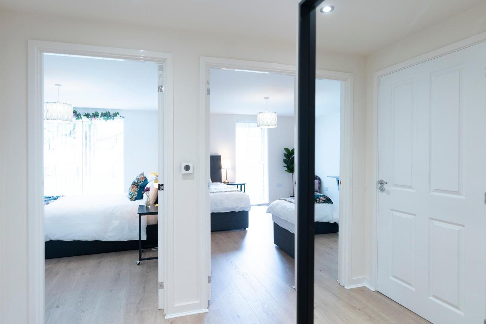 Luxury Ground Floor 2 Bedroom Free Wifi & Parking Apartment Sheffield