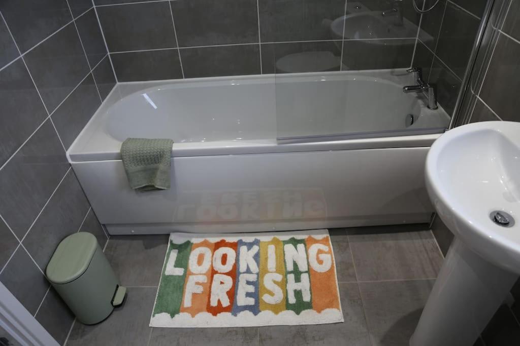 Apartment Luxury Ground Floor 2 Bedroom Free Wifi & Parking Sheffield