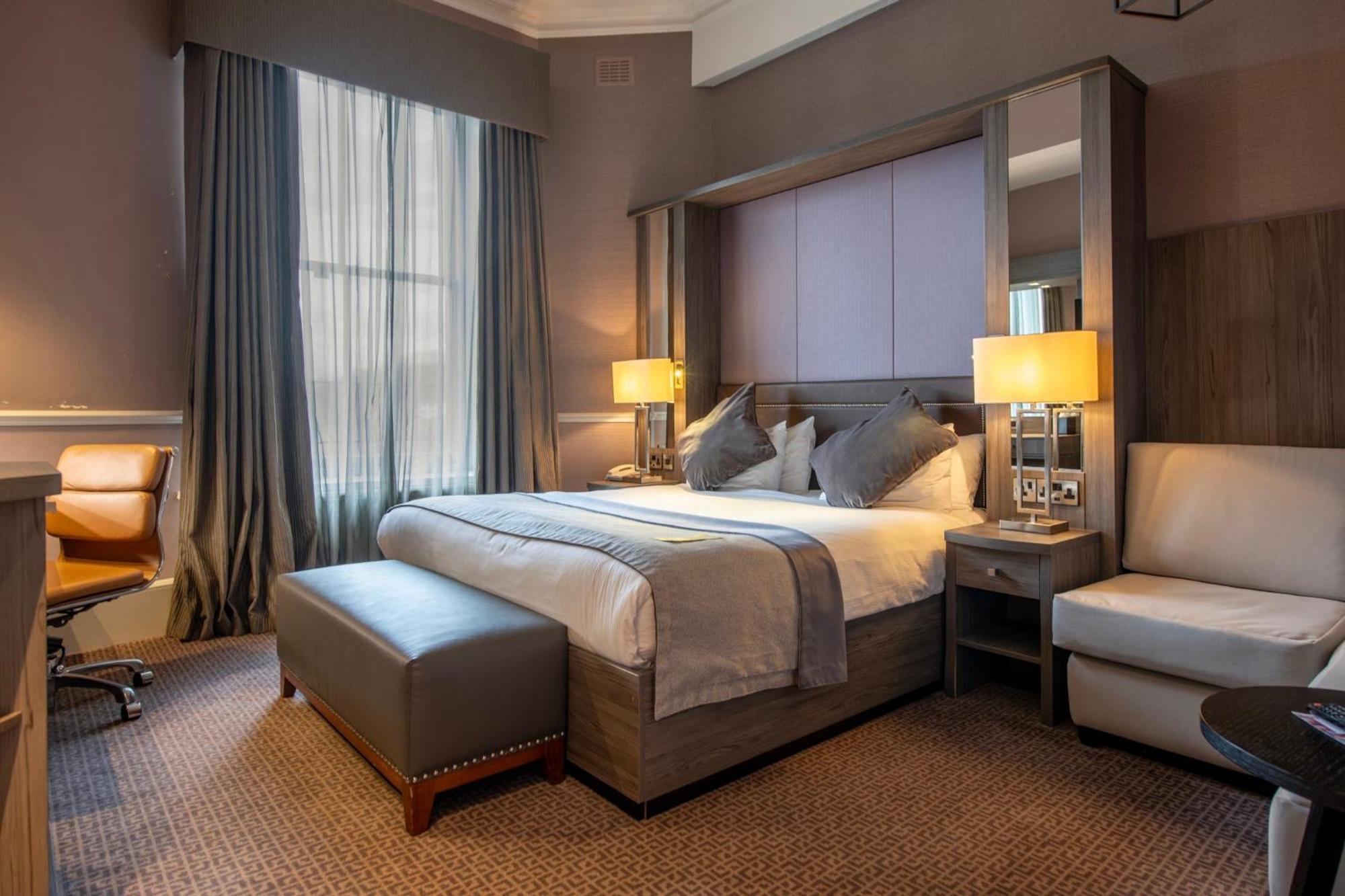 Hotel Crowne Plaza - By Ihg 4*