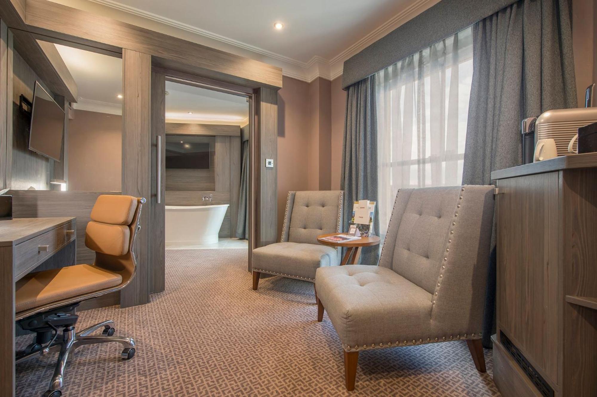 Crowne Plaza - By Ihg Hotel