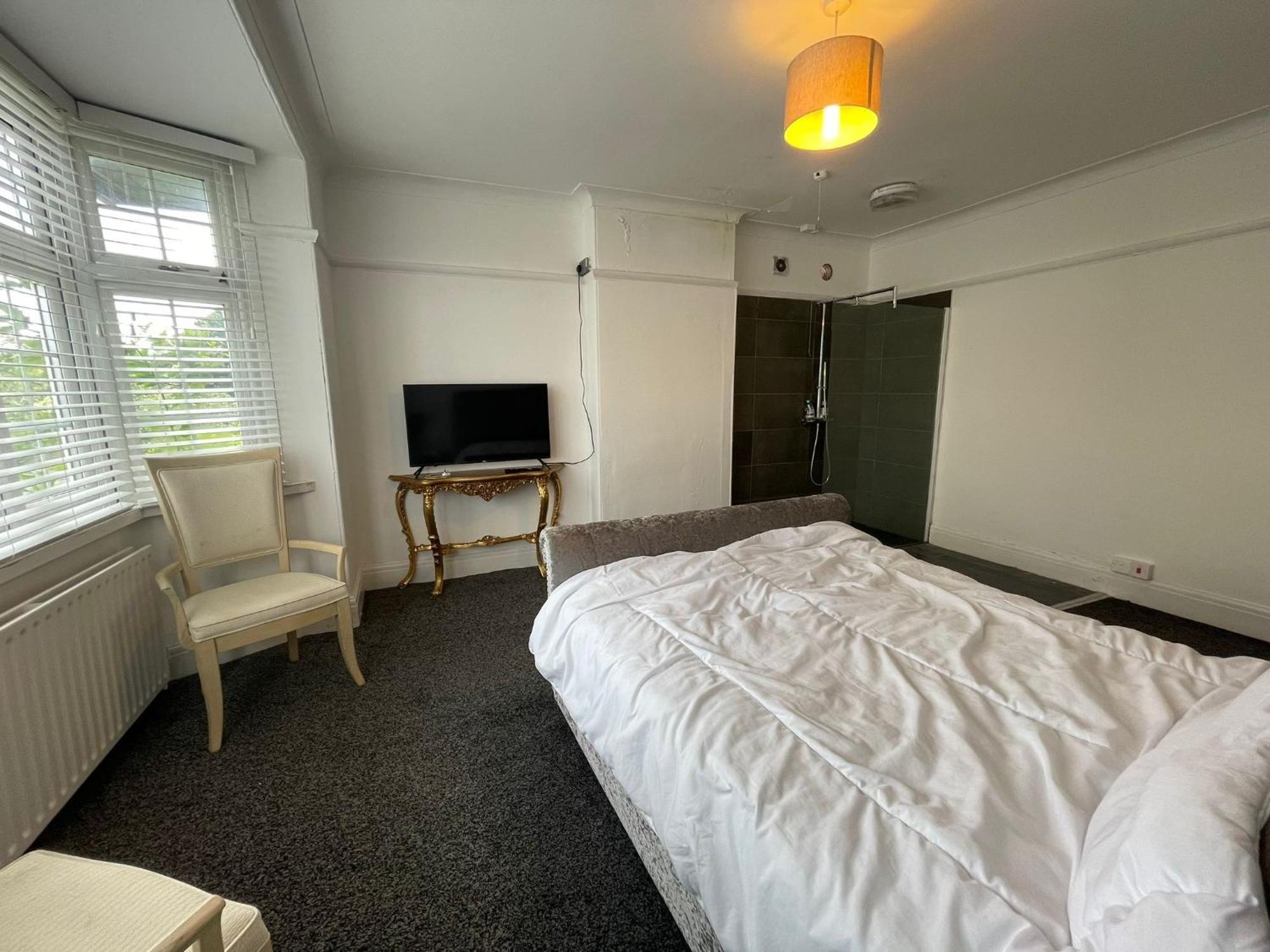 Knowle Lane Holiday home