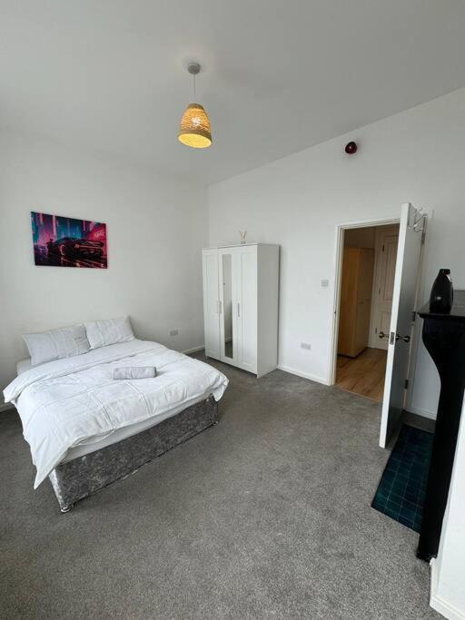 Spacious Flat In Center Gs304 Sheffield