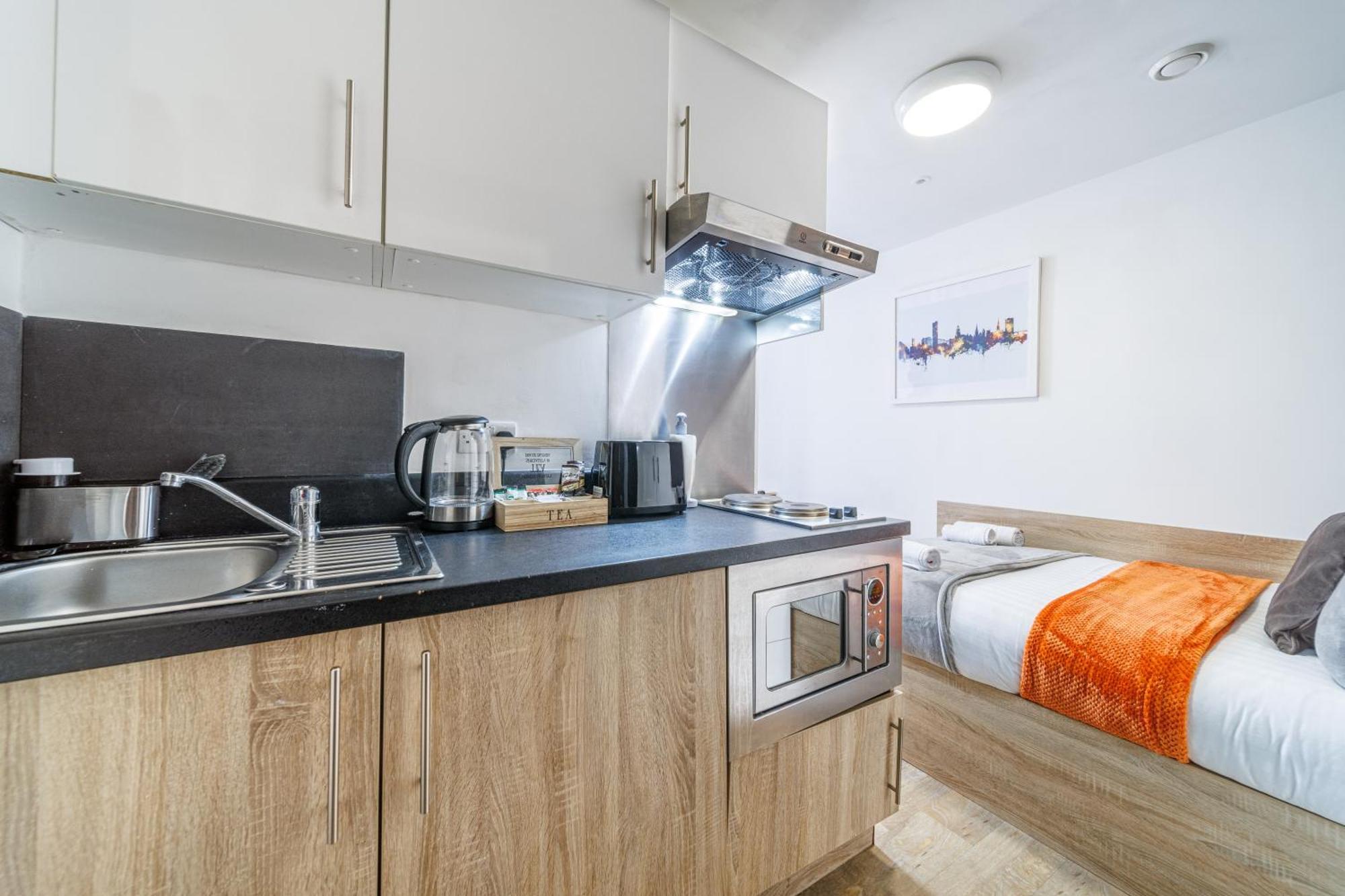 Alexandra House By Centre Apartment