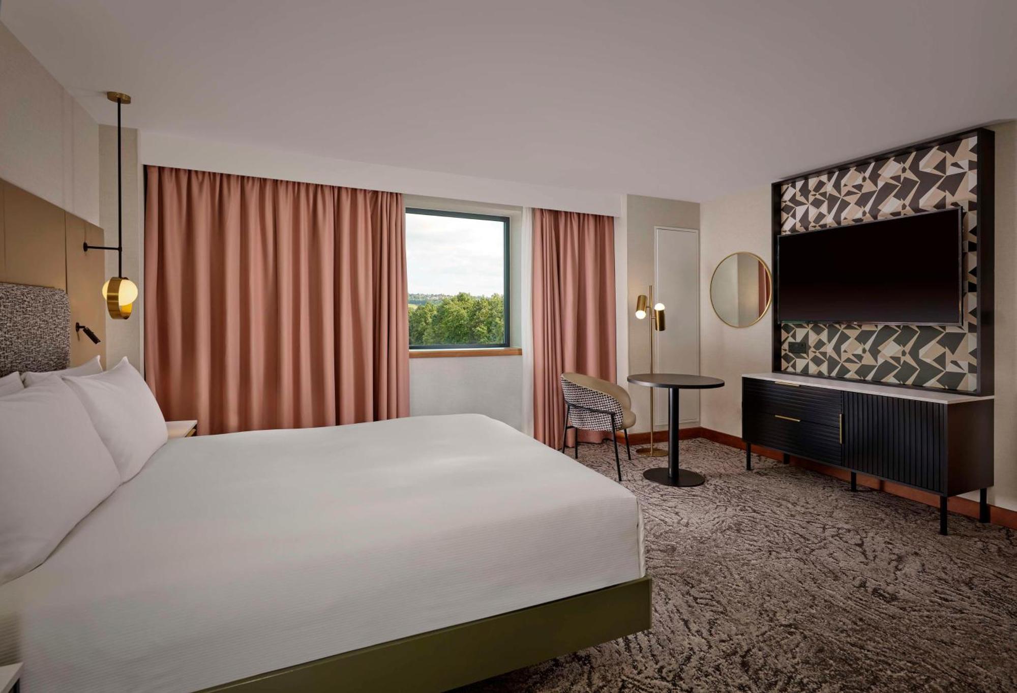 Doubletree By Hilton Hotel 4*