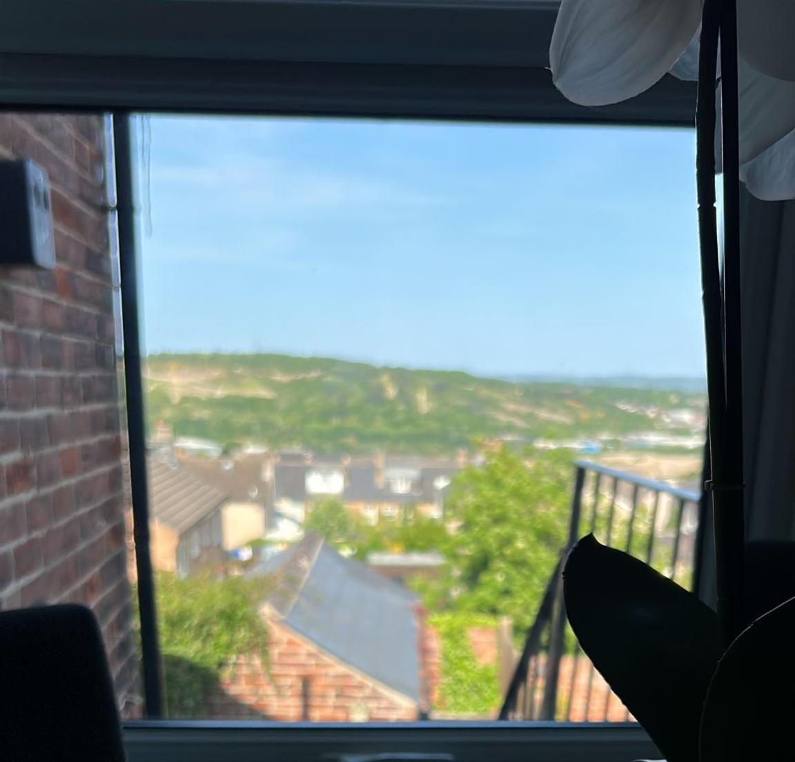 Apartment Hilltop Place Flat Above 250 Sheffield