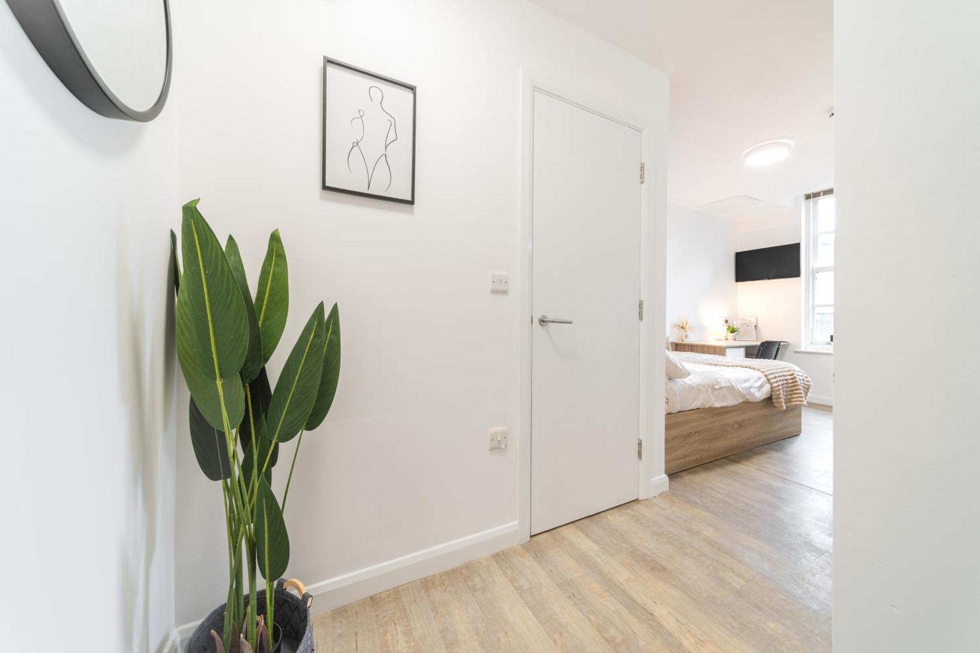 Apartment Alexandra House By Centre