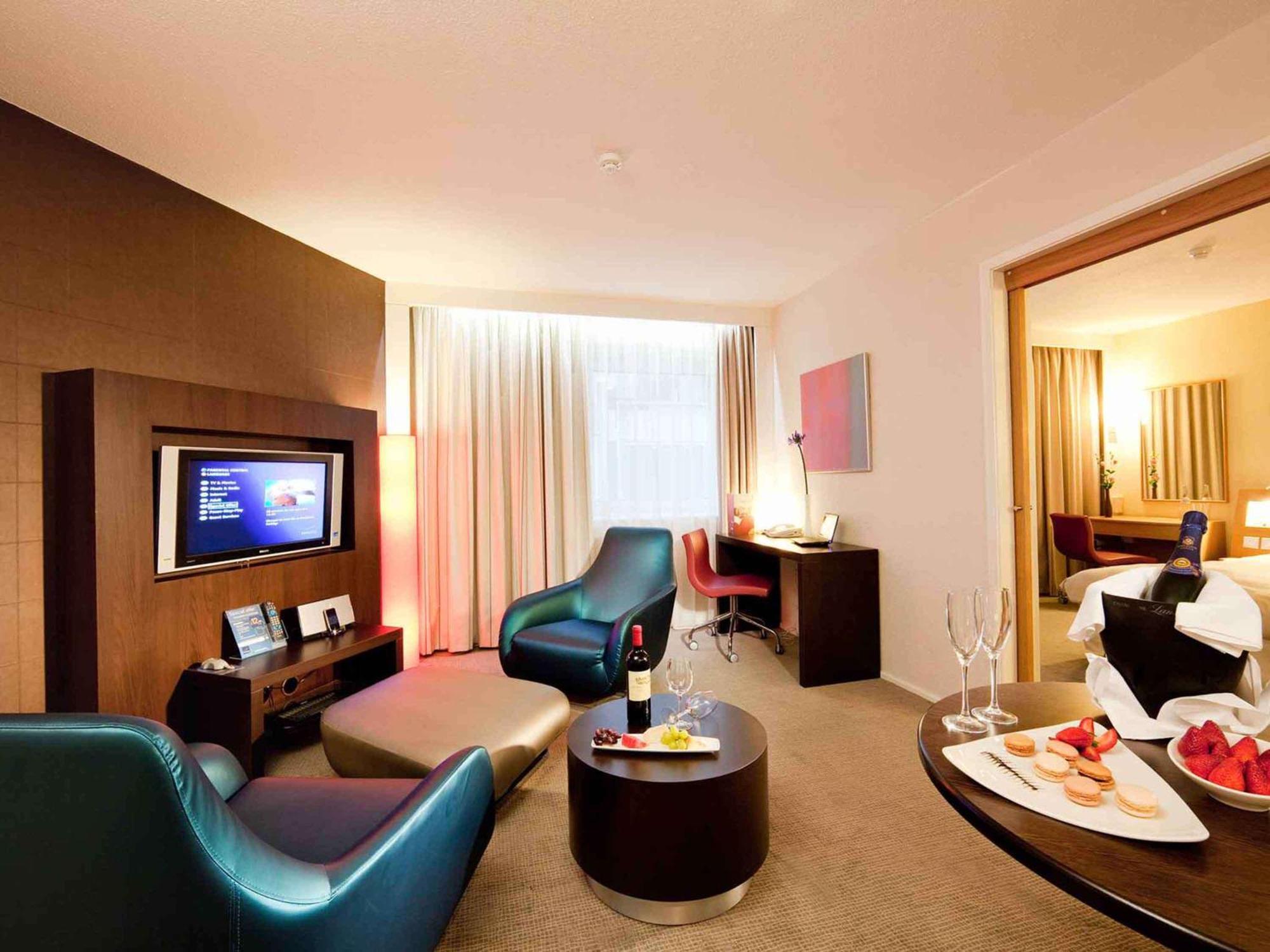 Novotel Centre Hotel