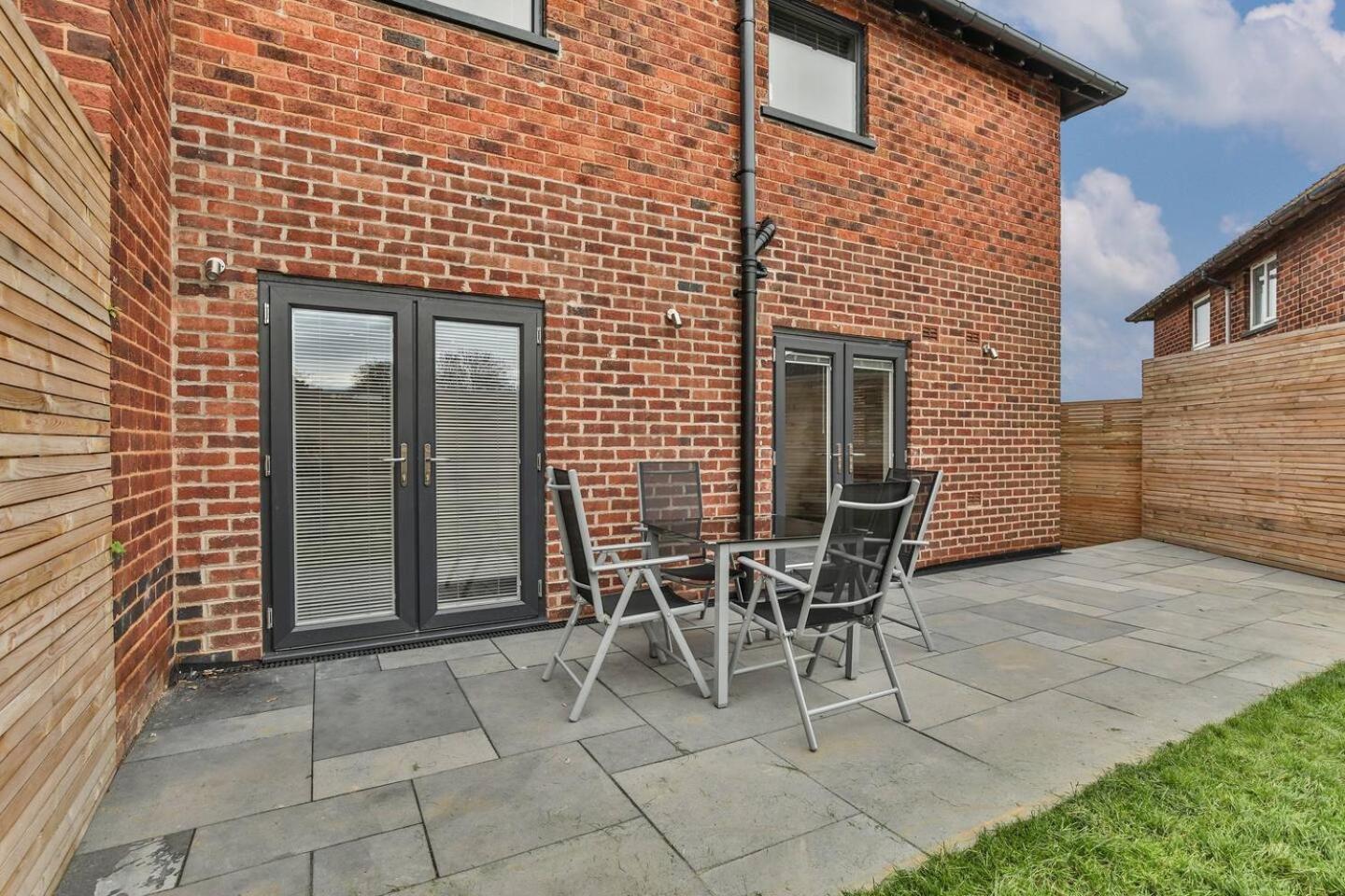 Holiday home Magnificent, Renovated Whole House With Garden Sheffield