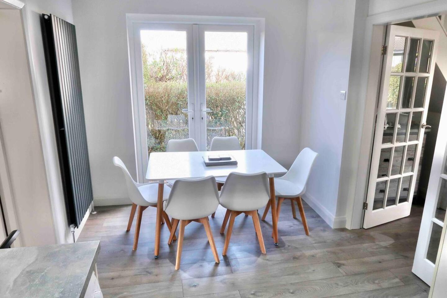 Superb, Newly Extended House Near Peak District Sheffield