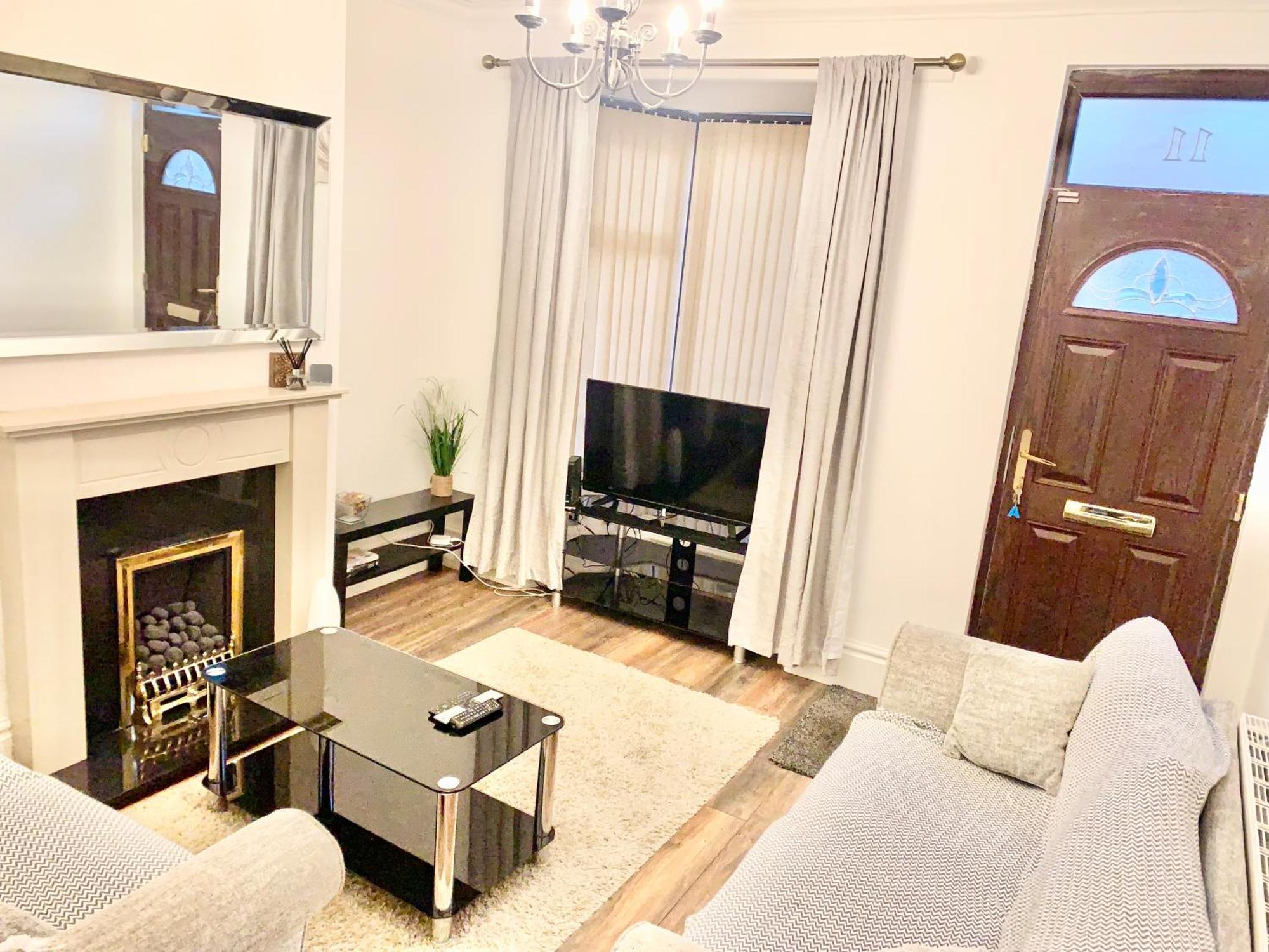 Urba Luxury 4bed Holiday home Sheffield