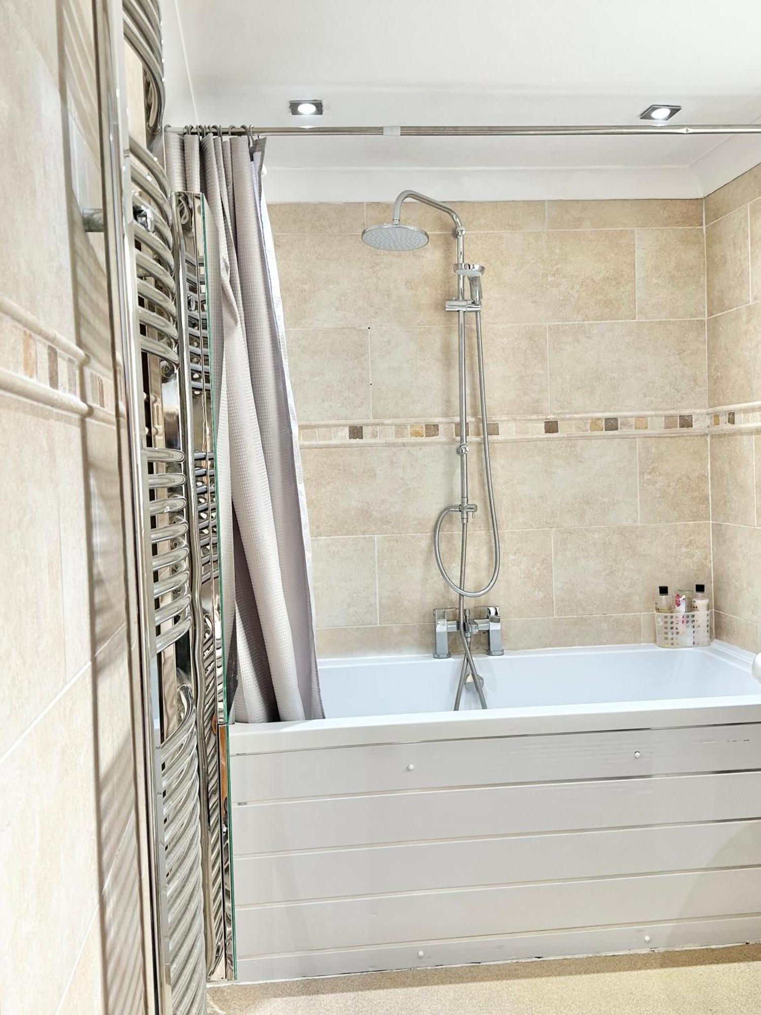 Urba Luxury 4bed