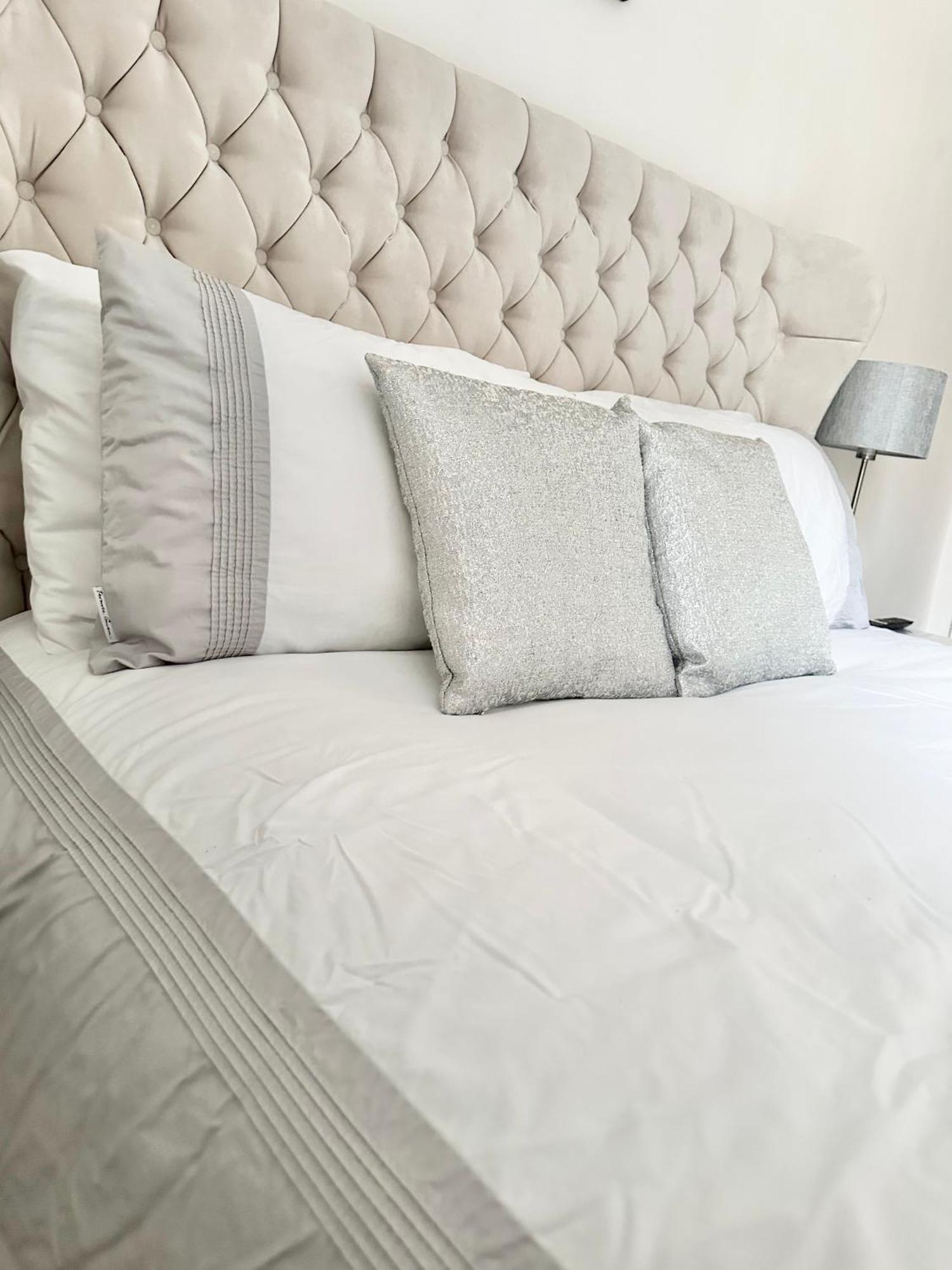 Urba Luxury 4bed Holiday home *