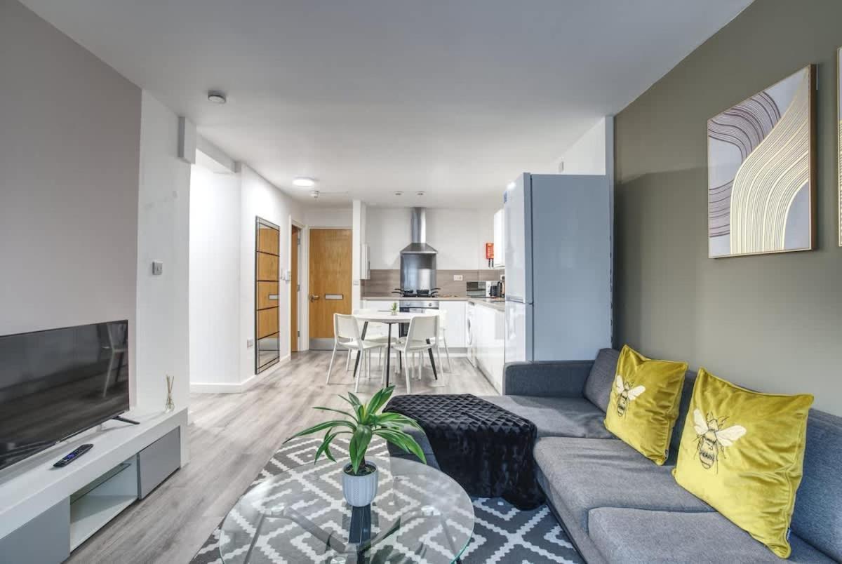 2br Centre Apt, Self Check In, Wifi, By Derbnb * Sheffield