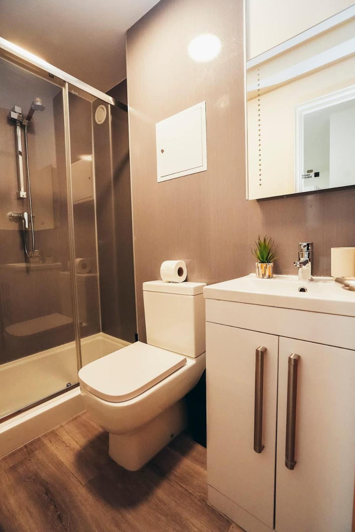 2br Centre Apt, Self Check In, Wifi, By Derbnb Sheffield