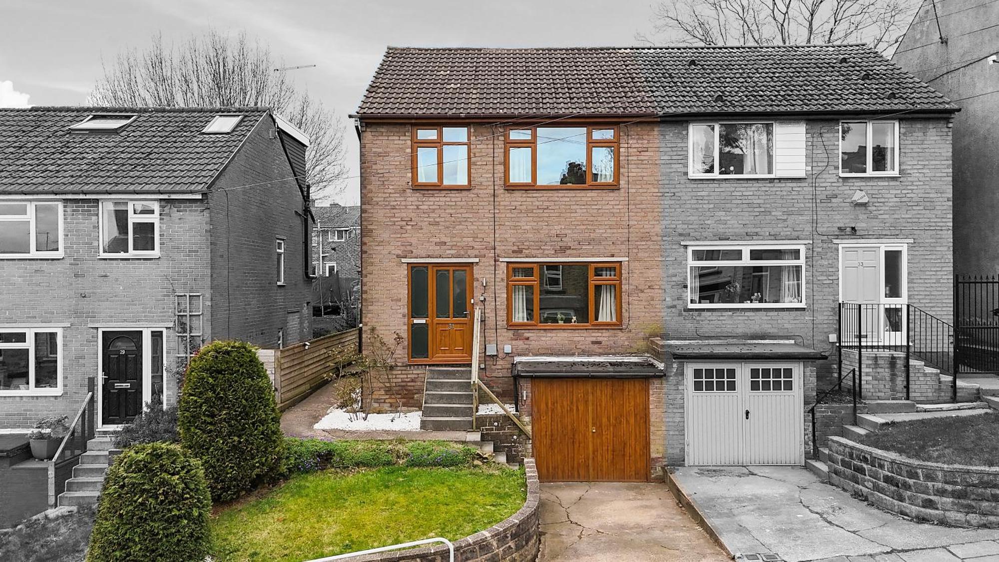 4 Bedrooms, Families, Contractors, Free Parking *