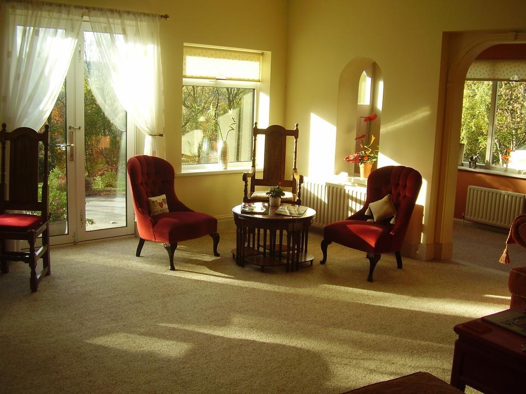 Barnfield House 4*